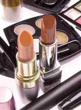 Farben für Ihre Lippen Lippenstifte